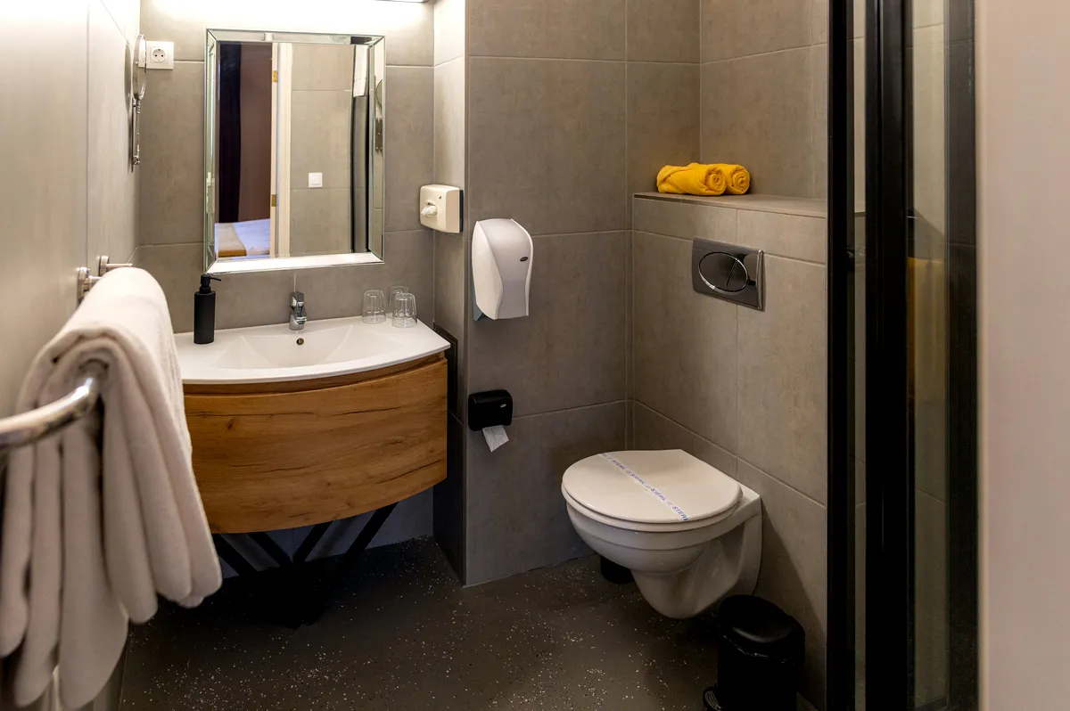 Hotel Piano Szeged -standard kétágyas szoba pótággyal