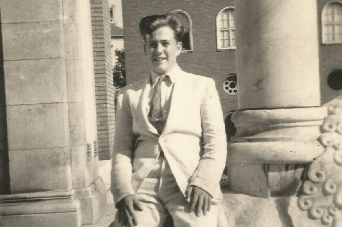 Markus-Laszlo-k2-scaled-e1703871800744-980x551 Hotel Piano Szeged - felújított szék és kanapé