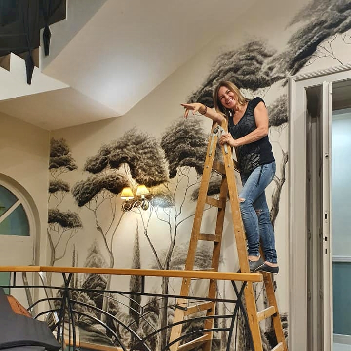 Hotel Piano Szeged - felújított szék és kanapé